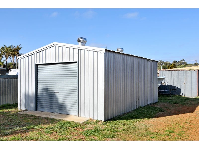 7 Star Street, Dudley Park WA 6210