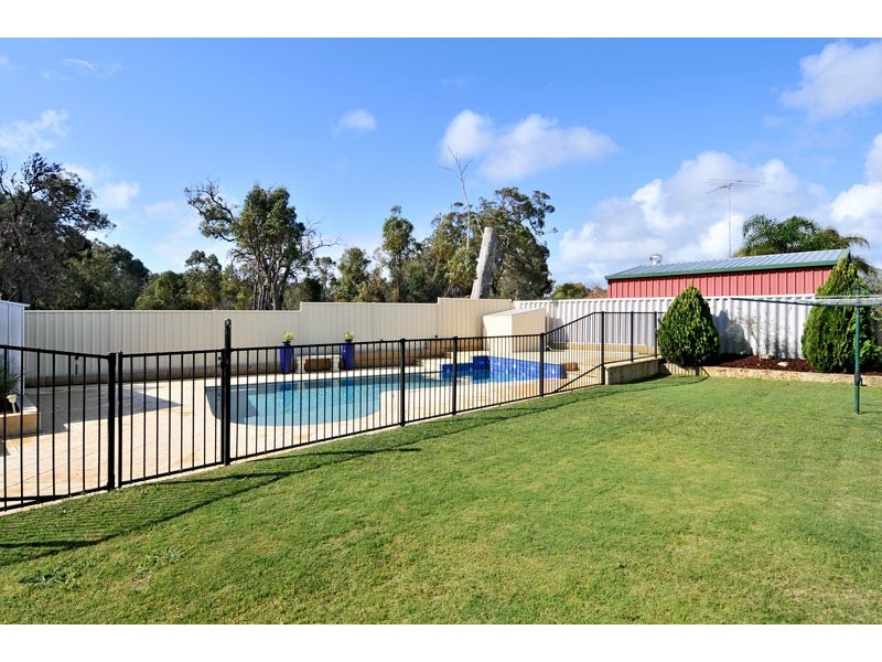 50 Reynolds Avenue, Greenfields WA 6210