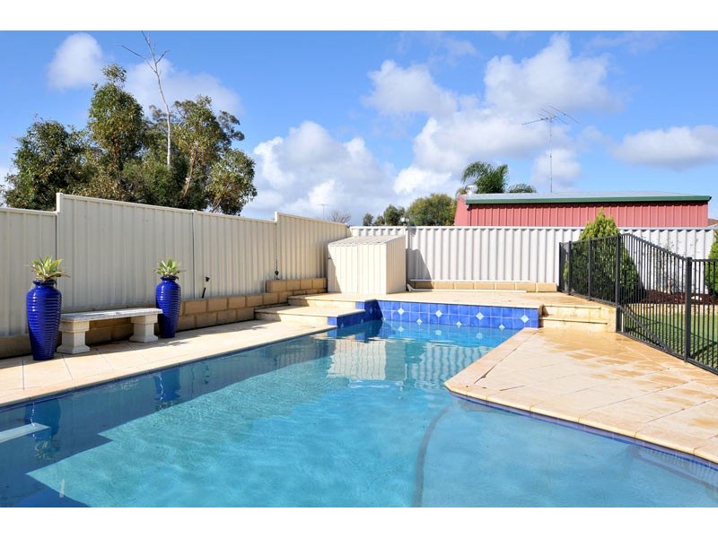 50 Reynolds Avenue, Greenfields WA 6210