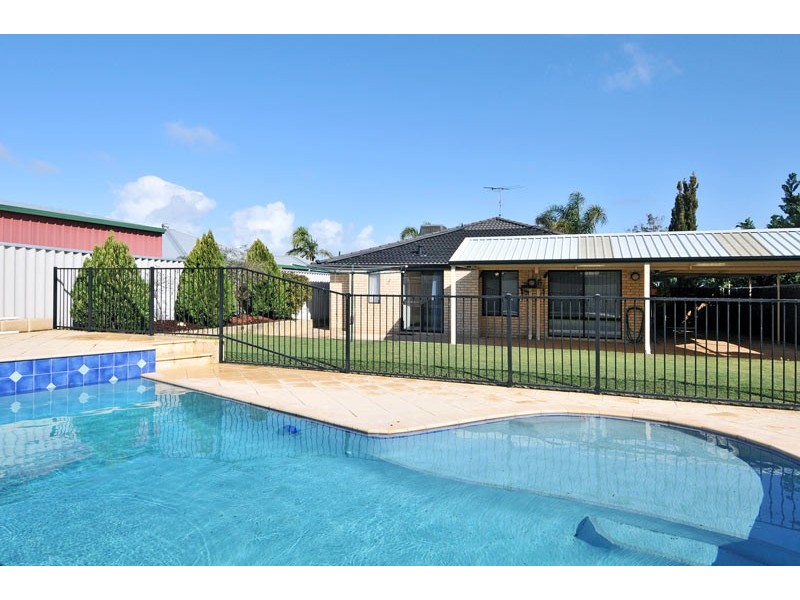 50 Reynolds Avenue, Greenfields WA 6210