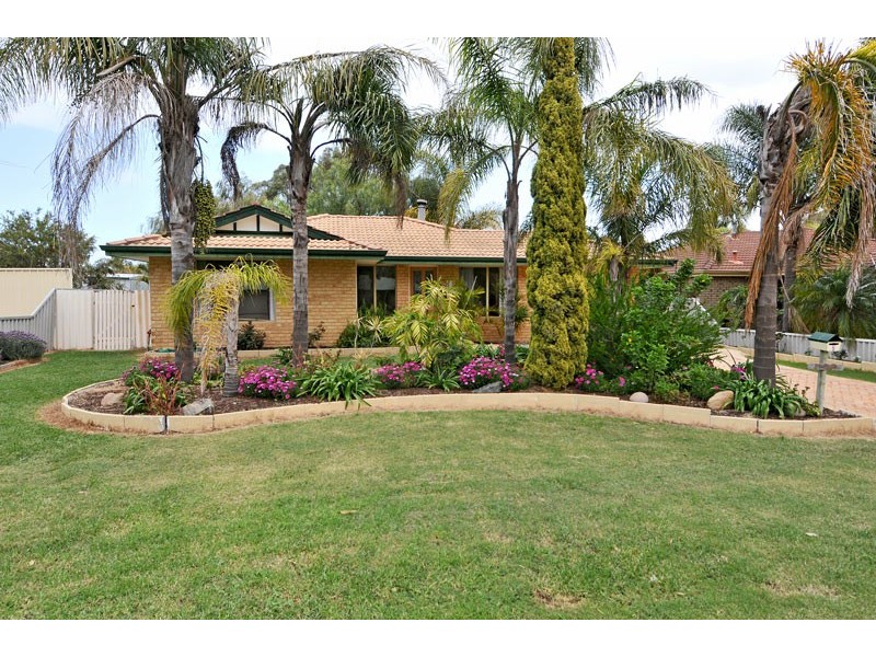 5 Exchequer Avenue, Greenfields WA 6210