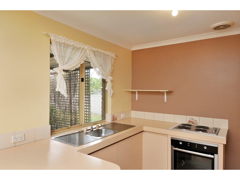 5 Exchequer Avenue, Greenfields WA 6210