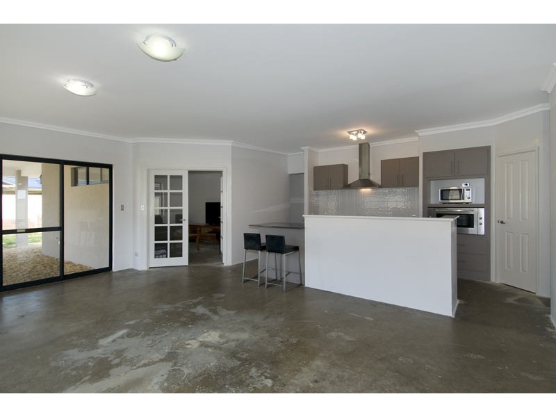 28 Britawast Road, Madora Bay WA 6210