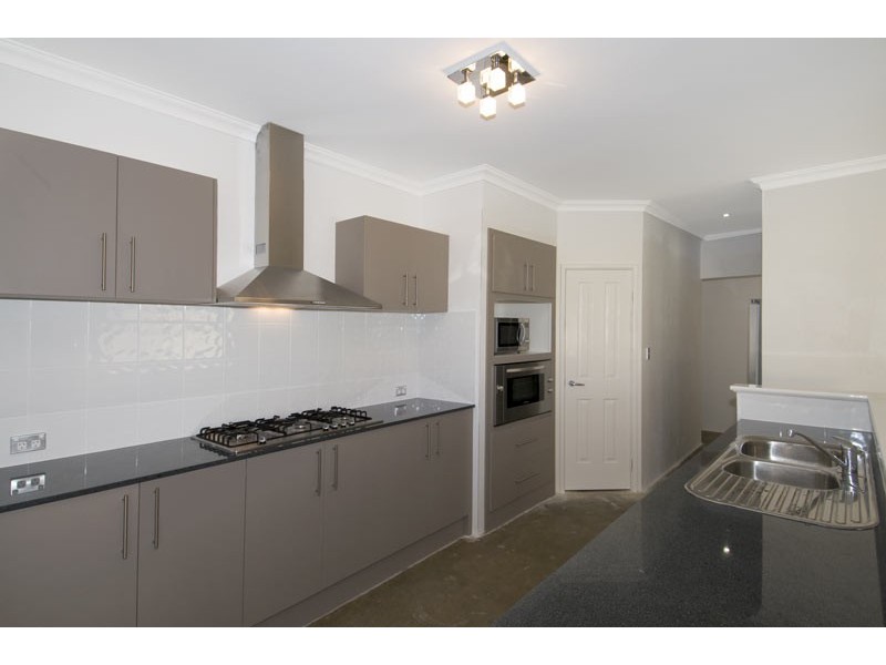 28 Britawast Road, Madora Bay WA 6210