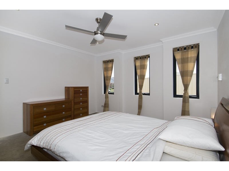 28 Britawast Road, Madora Bay WA 6210