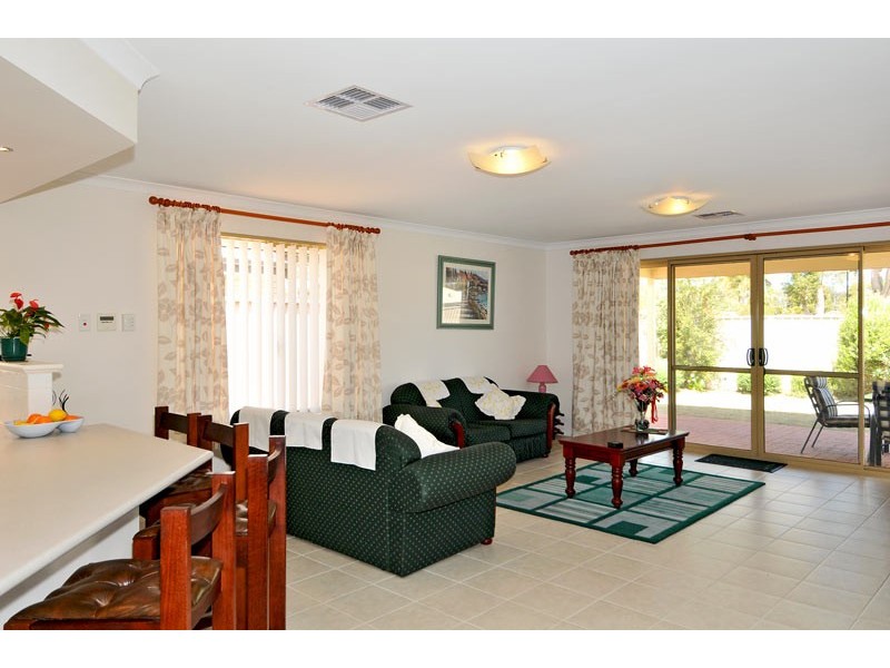 22 Holloway Turn, Ravenswood WA 6208