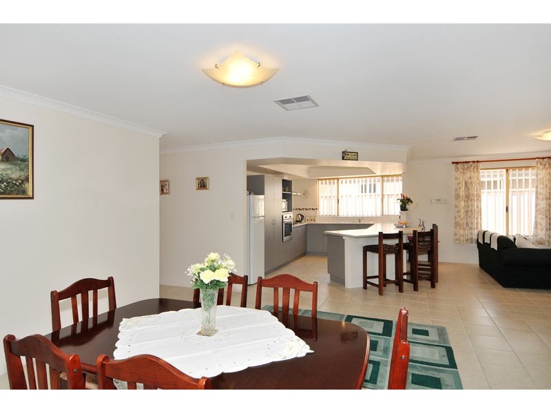 22 Holloway Turn, Ravenswood WA 6208