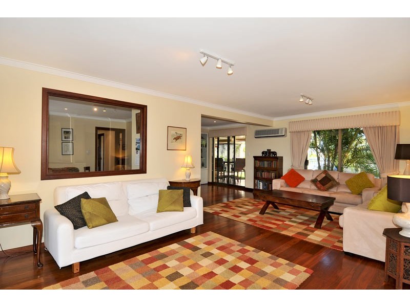 18 Armstrong Street, Halls Head WA 6210