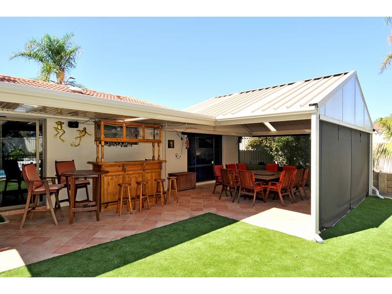 18 Armstrong Street, Halls Head WA 6210