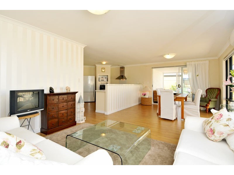31 Farmer Loop, Pinjarra WA 6208