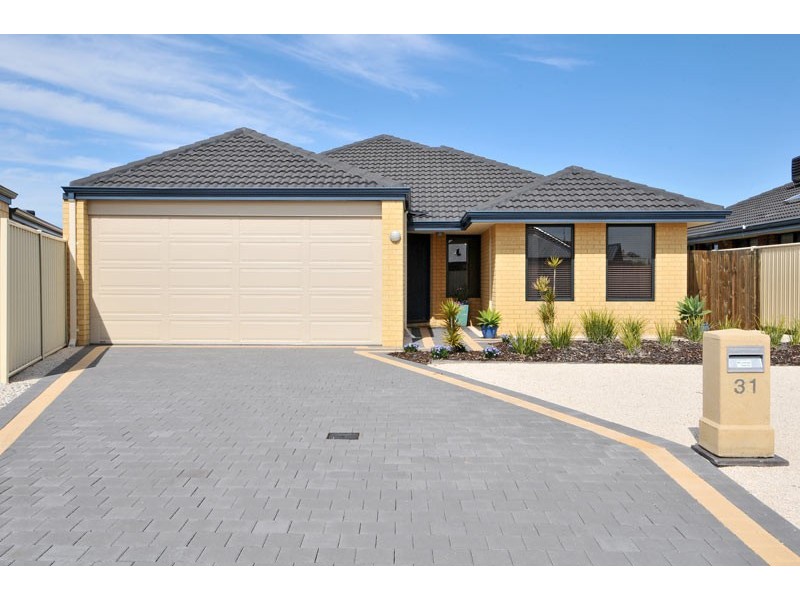 31 Farmer Loop, Pinjarra WA 6208