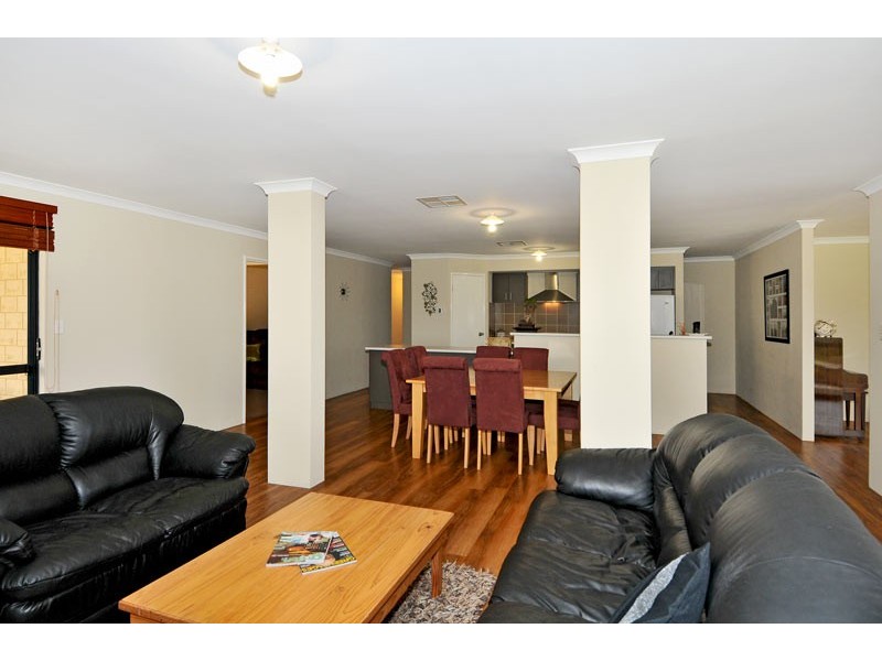 58 Midsummer Circle, Pinjarra WA 6208