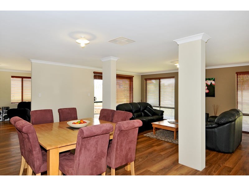 58 Midsummer Circle, Pinjarra WA 6208