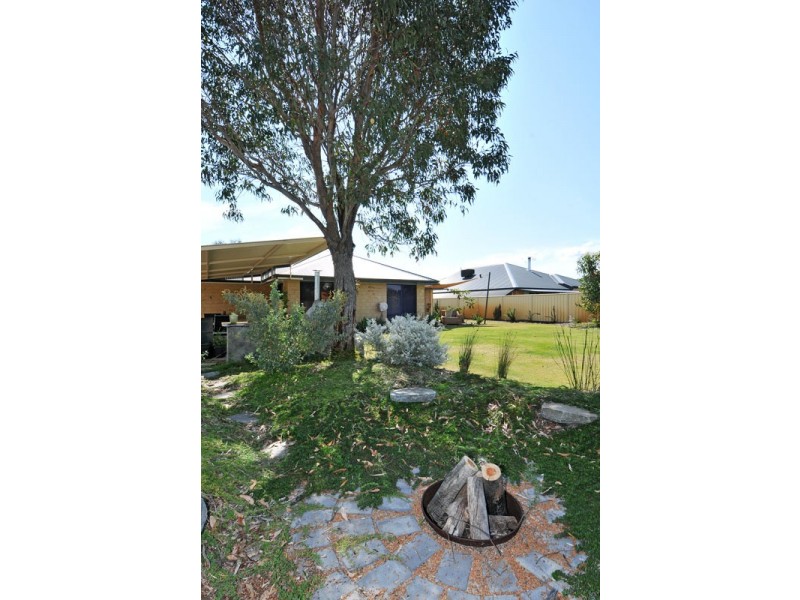 58 Midsummer Circle, Pinjarra WA 6208