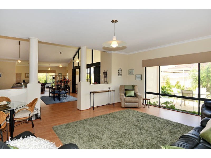 59 Lord Hobart Drive, Madora Bay WA 6210