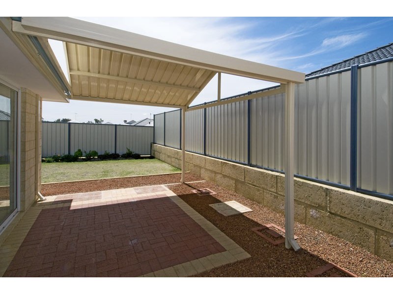 13 Philmont Way, Meadow Springs WA 6210