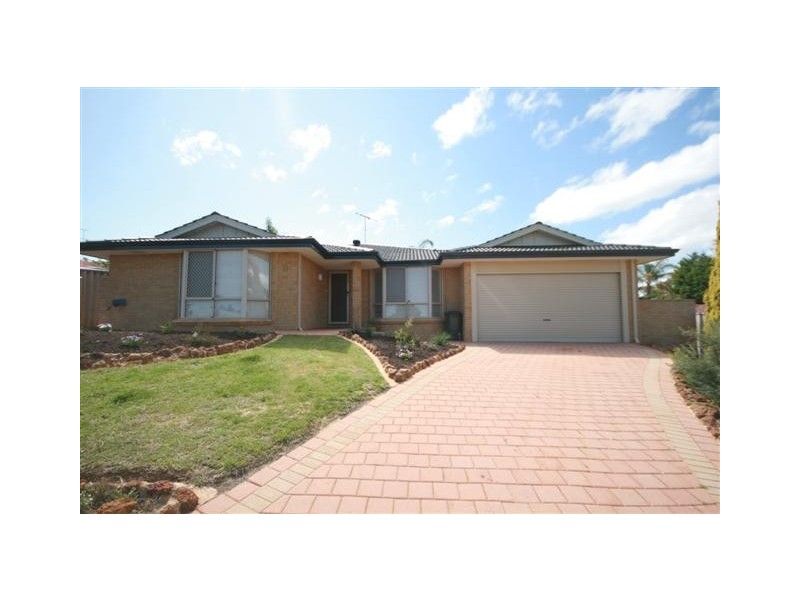 12 Malabor Mews, Halls Head WA 6210