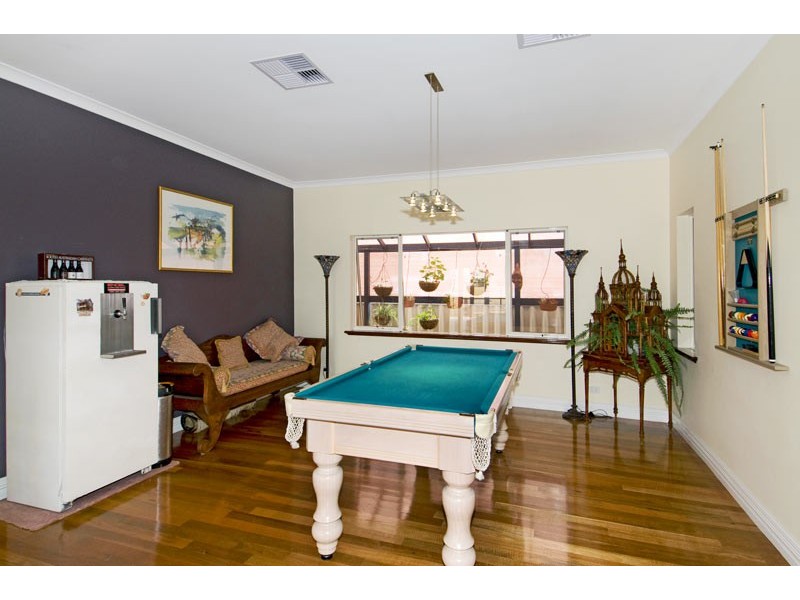 6 Ravenswood Road, Ravenswood WA 6208