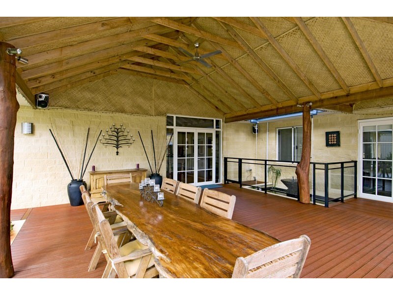 6 Ravenswood Road, Ravenswood WA 6208