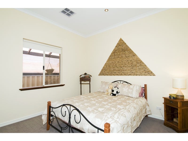 6 Ravenswood Road, Ravenswood WA 6208