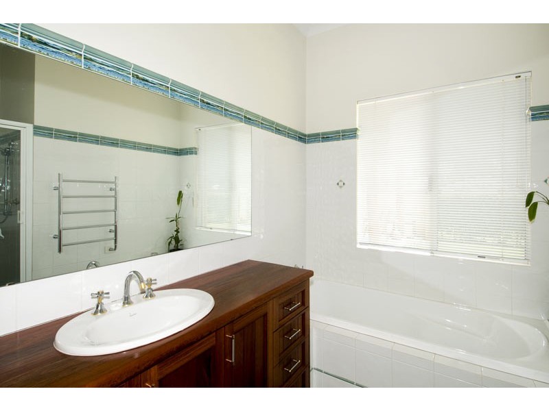 6 Ravenswood Road, Ravenswood WA 6208