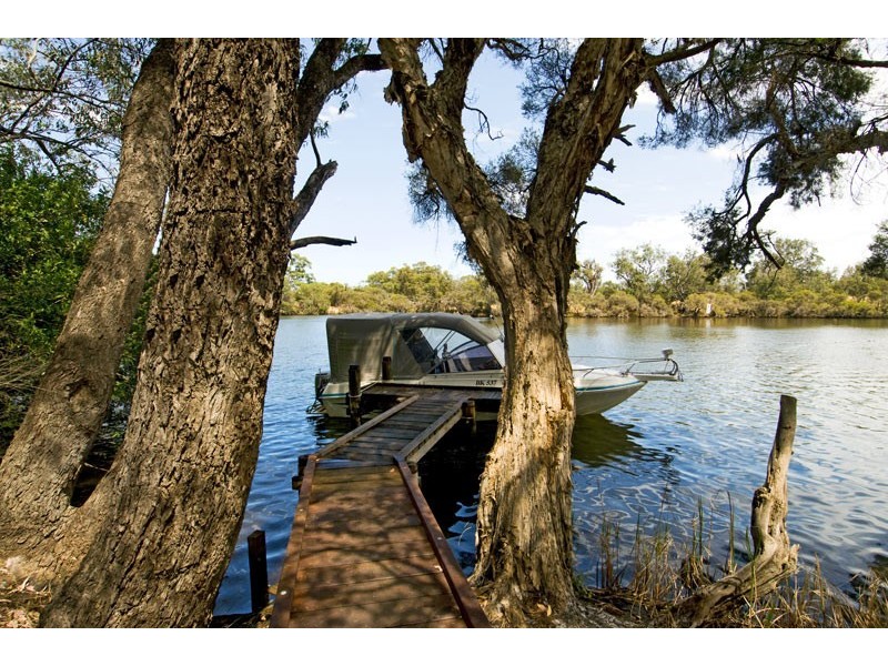 6 Ravenswood Road, Ravenswood WA 6208