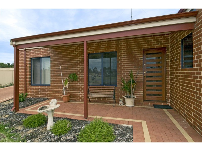 1/3 McKay Street, Waroona WA 6215