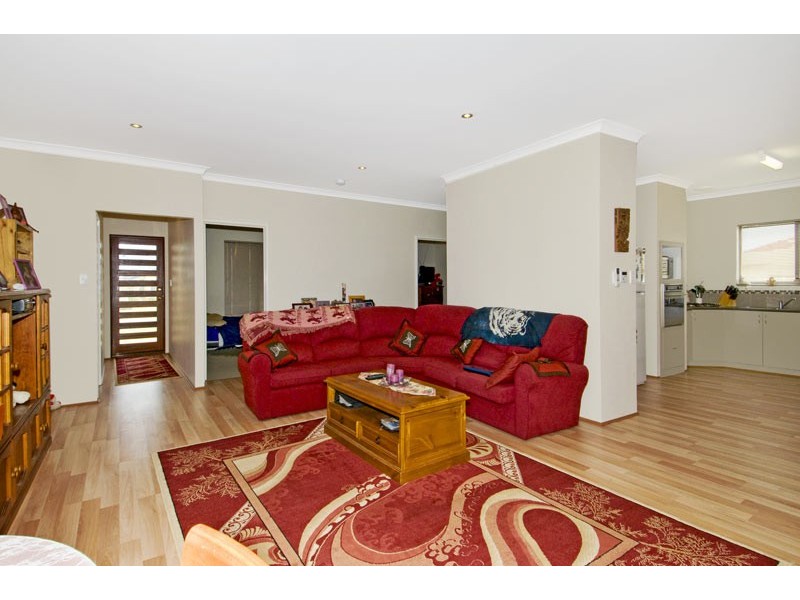 1/3 McKay Street, Waroona WA 6215