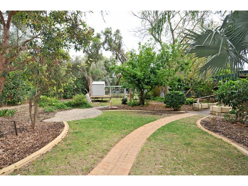 7 Maroona Place, Greenfields WA 6210