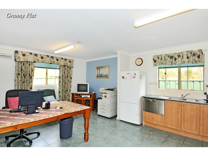 7 Maroona Place, Greenfields WA 6210