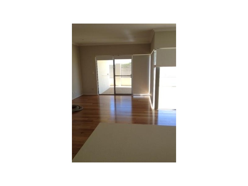 11-68 Hickman Road, Silver Sands WA 6210