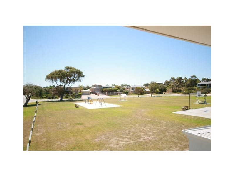 11-68 Hickman Road, Silver Sands WA 6210