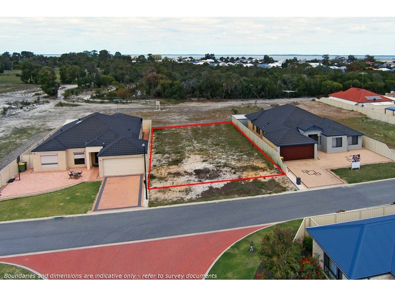 20 Hokitika Drive, Dudley Park WA 6210