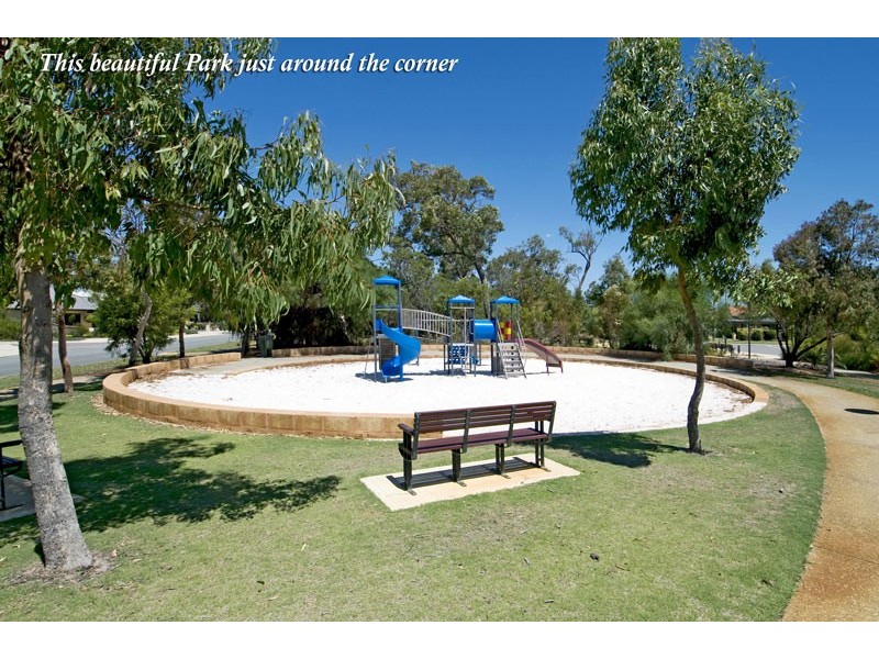 20 Hokitika Drive, Dudley Park WA 6210