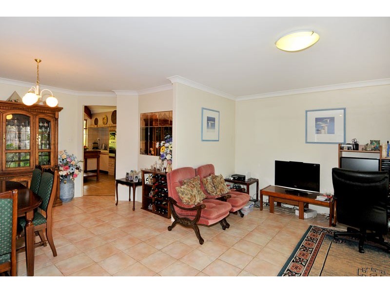 2 Jasmine Place, Halls Head WA 6210