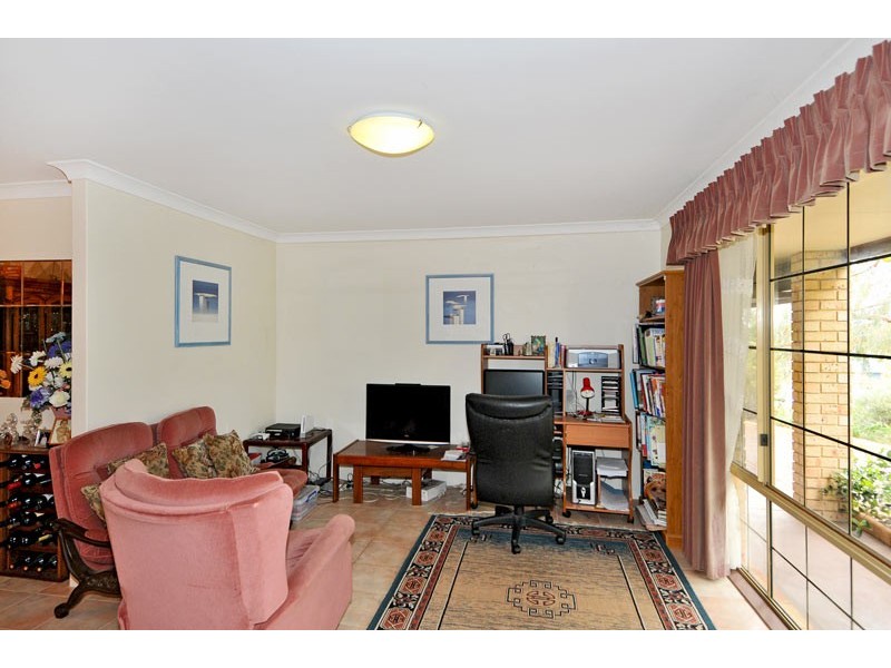 2 Jasmine Place, Halls Head WA 6210