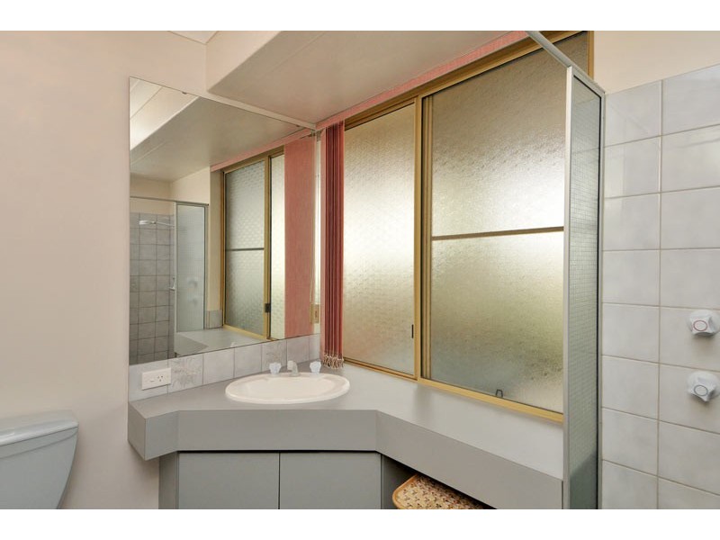 2 Jasmine Place, Halls Head WA 6210