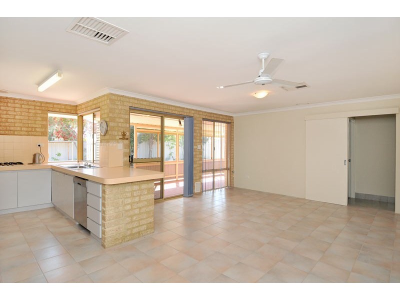 6 Mcveigh Street, Singleton WA 6175