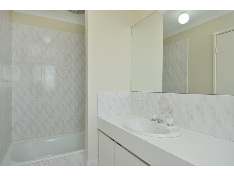 6 Mcveigh Street, Singleton WA 6175