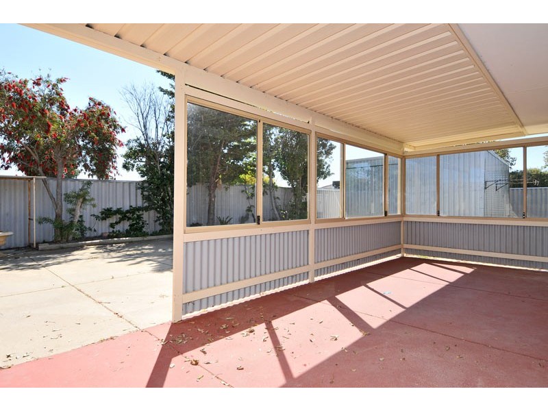 6 Mcveigh Street, Singleton WA 6175