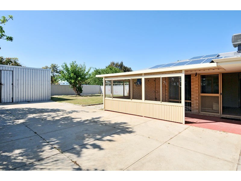 6 Mcveigh Street, Singleton WA 6175