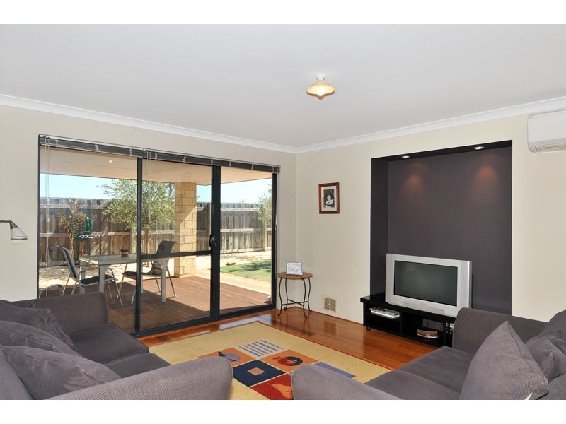 5 Onslow Court, Erskine WA 6210