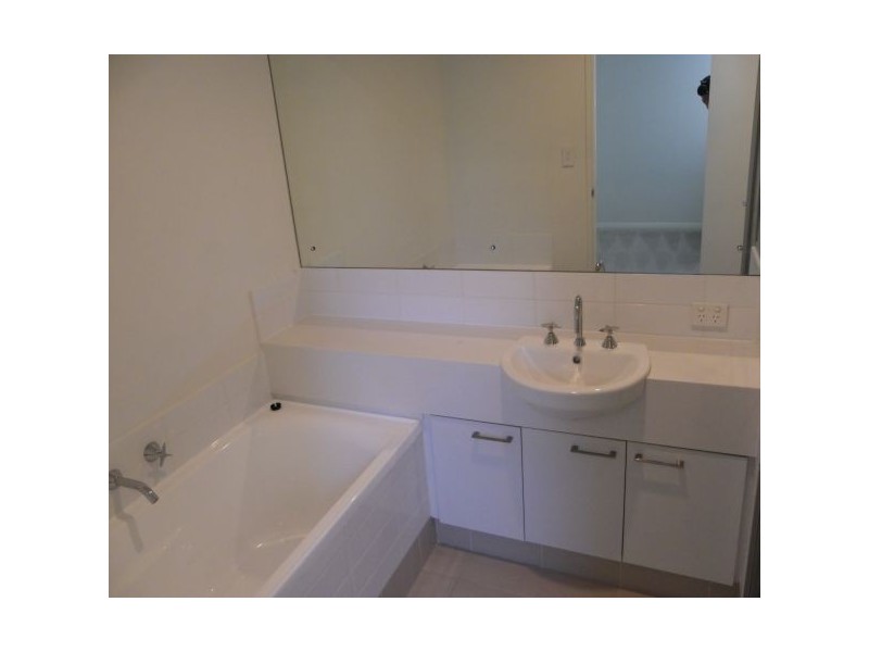 9/22 Butcherbird Loop, Erskine WA 6210