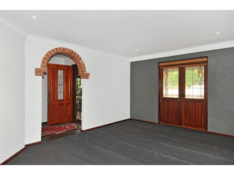 51 Glencoe Parade, Halls Head WA 6210