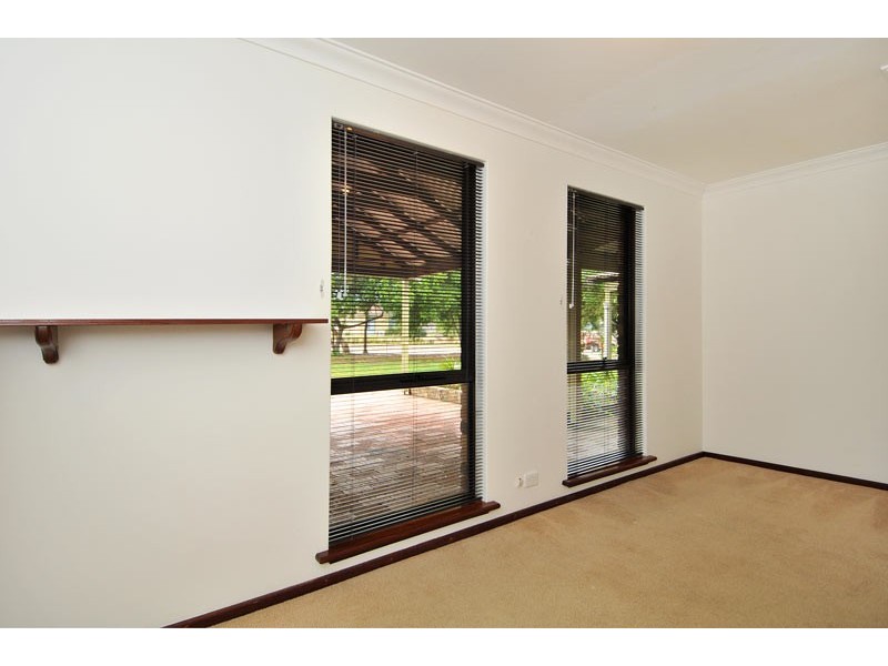 51 Glencoe Parade, Halls Head WA 6210