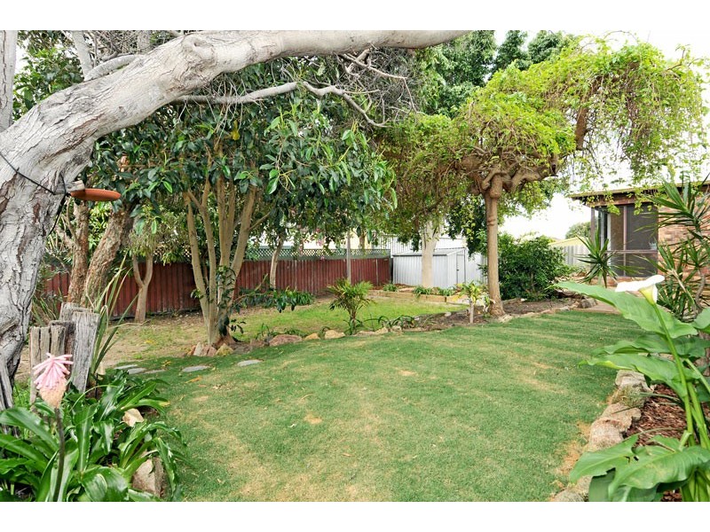 51 Glencoe Parade, Halls Head WA 6210