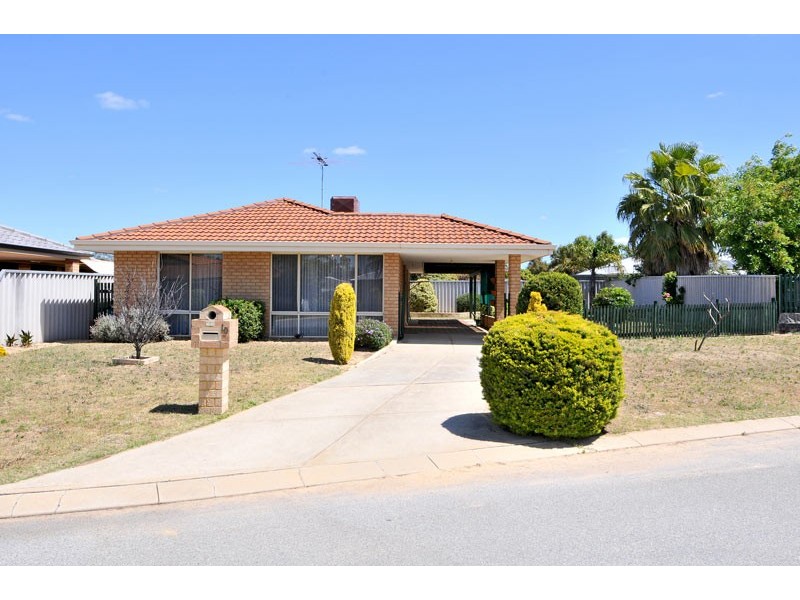 10 Isdell Place, Greenfields WA 6210