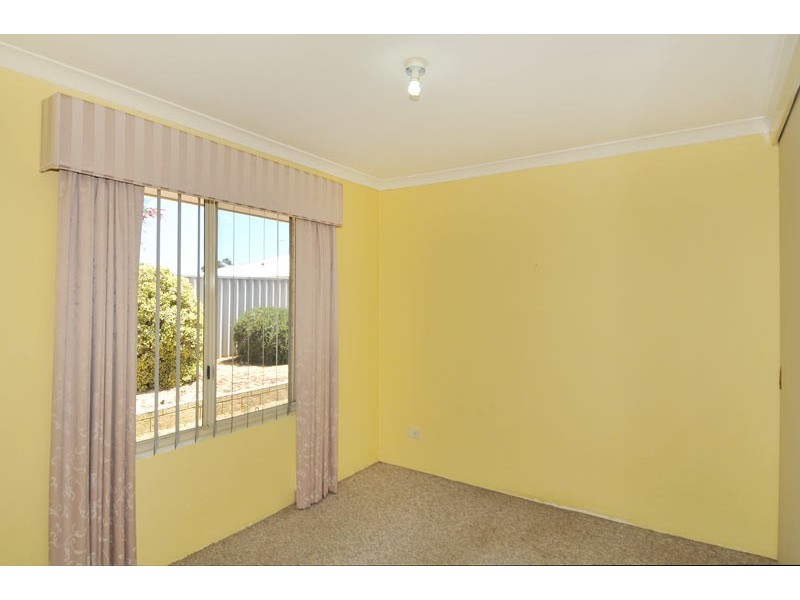 10 Isdell Place, Greenfields WA 6210