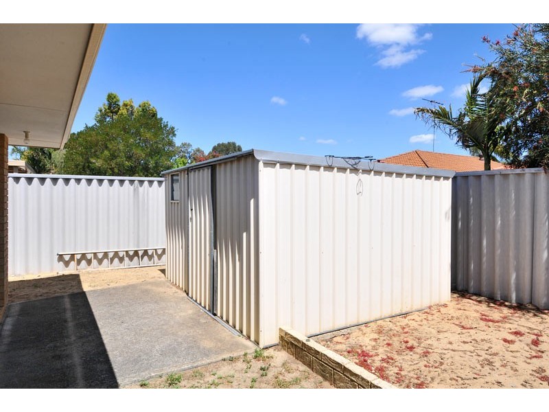 10 Isdell Place, Greenfields WA 6210