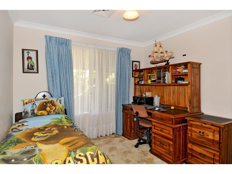 18 Peel Parade, Coodanup WA 6210